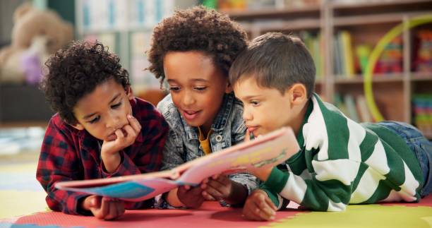 How AI Learns: Explaining Machine Learning to Kids Through Stories